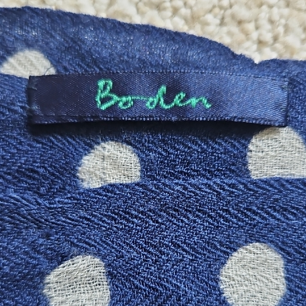 Two long scarves: Gudrun Sjoden & Boden - Picture 2 of 11